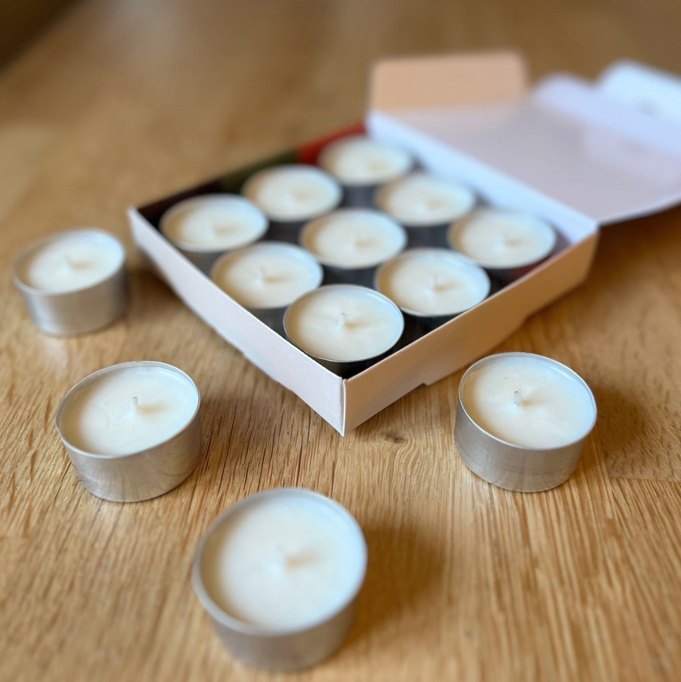 Our autumn candle collection brings a trio of cosy seasonal scents into your home with our 9 tealights. Hand poured in England using sustainable plant-based wax.