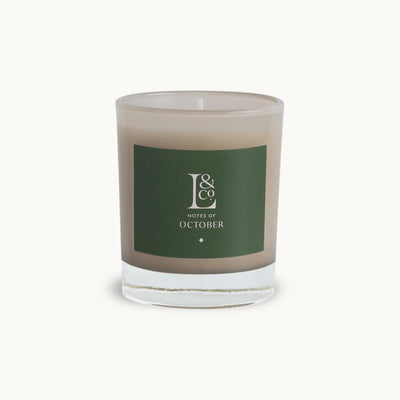 Loriest Notes of October luxury scented candle delightfully captures the invigorating woodland scent of moss and juniper. 215g of plant-based sustainable wax, each candle burns for around 60 hours. Hand-poured in the UK.